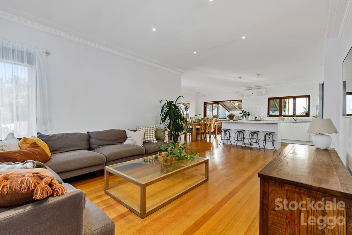 13 Fairleigh Street, Glenroy VIC 3046, Glenroy - Thumbnail 3