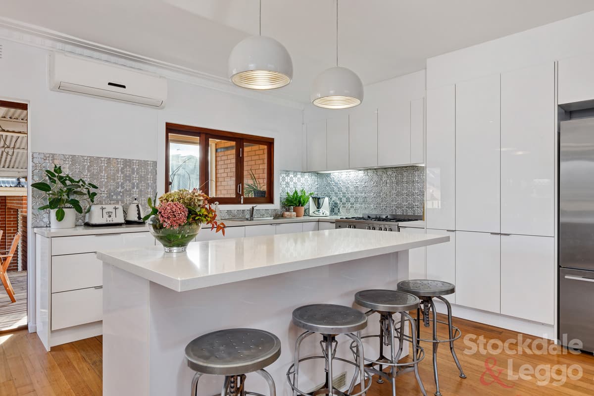 13 Fairleigh Street, Glenroy VIC 3046, Glenroy - Thumbnail 4