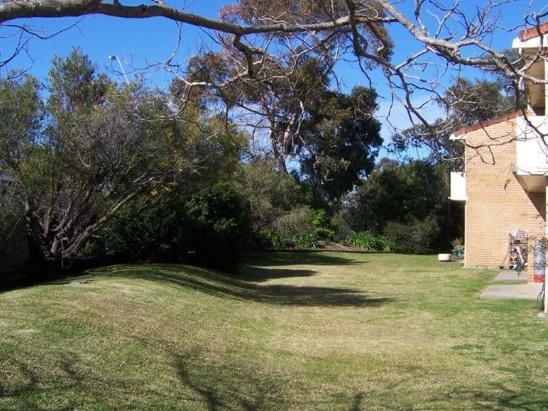 6 Blackbutt Way, BARRACK HEIGHTS NSW 2528, Barrack Heights - Thumbnail 2