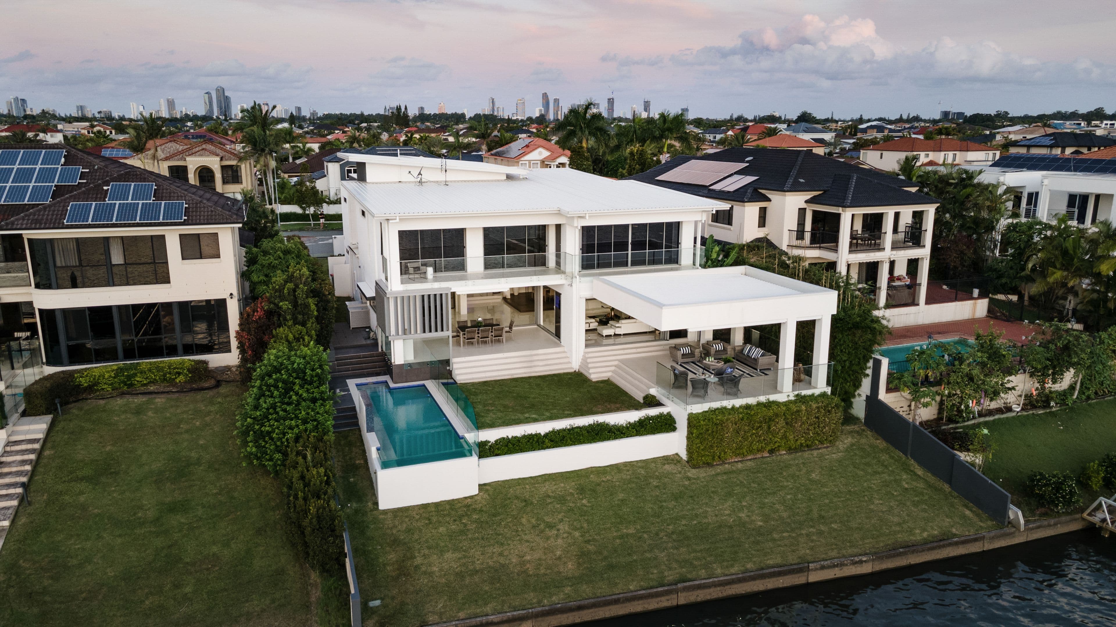 45 Sir Bruce Small Boulevard, Benowa Waters QLD 4217, Benowa - Thumbnail 5
