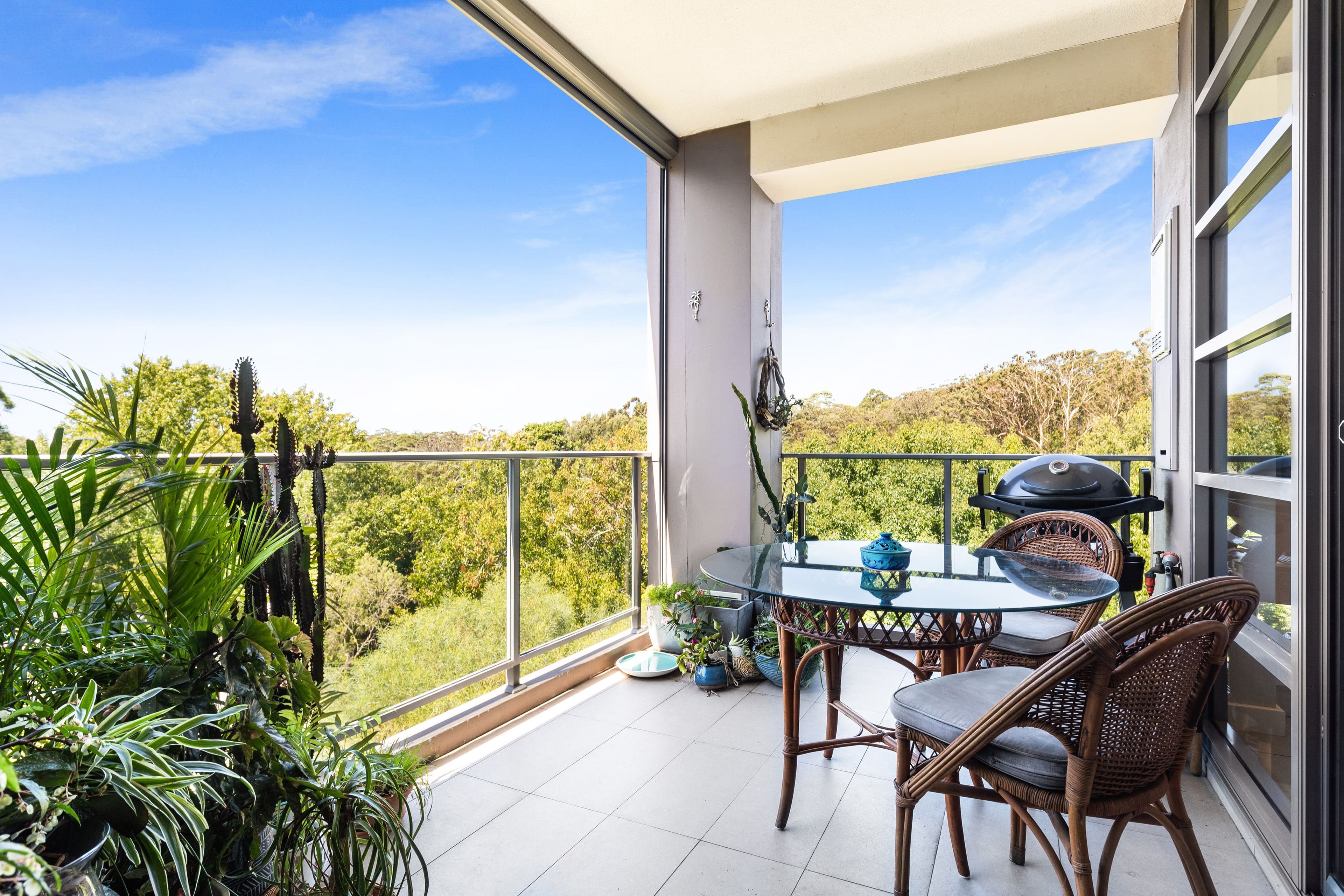 18 Shinfield Avenue, St Ives NSW 2075, St Ives - Thumbnail 2