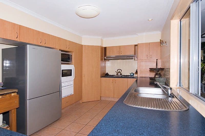 43 Freda Street, ASHMORE QLD 4214, Ashmore - Thumbnail 2
