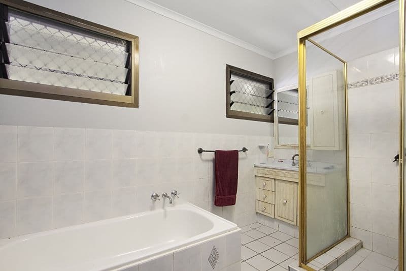 7 Airfield Avenue, Murwillumbah NSW 2484, South Murwillumbah - Thumbnail 6