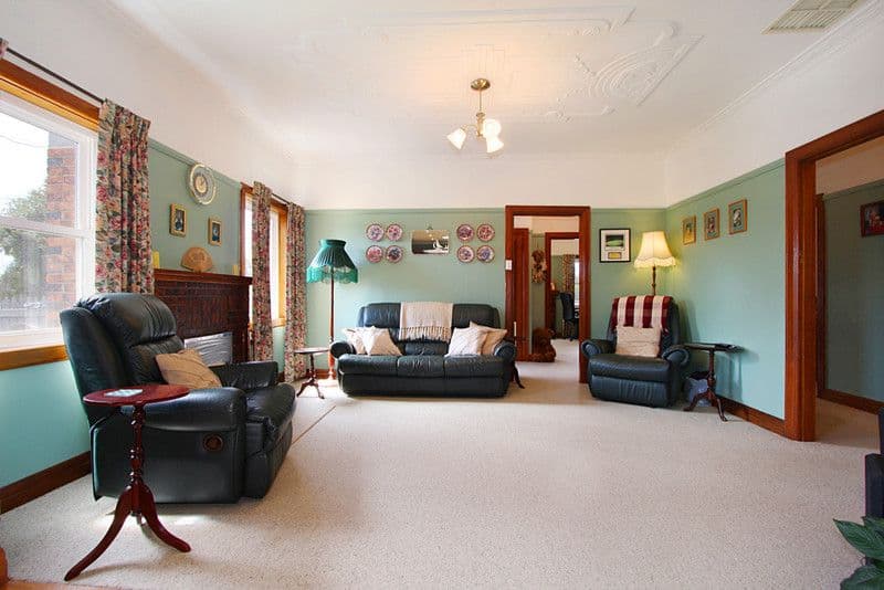 94 Haughton Road, OAKLEIGH VIC 3166, Oakleigh - Thumbnail 2