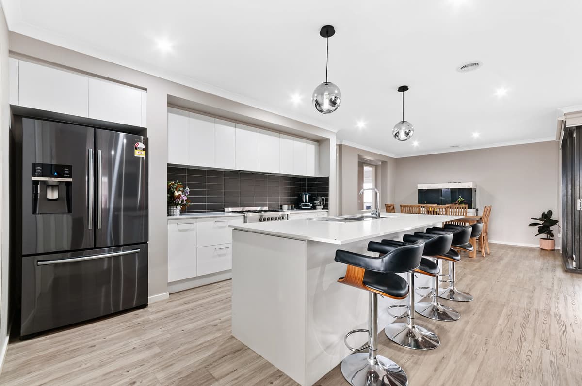 23 Arapiles Drive, Moe VIC 3825, Moe - Thumbnail 5