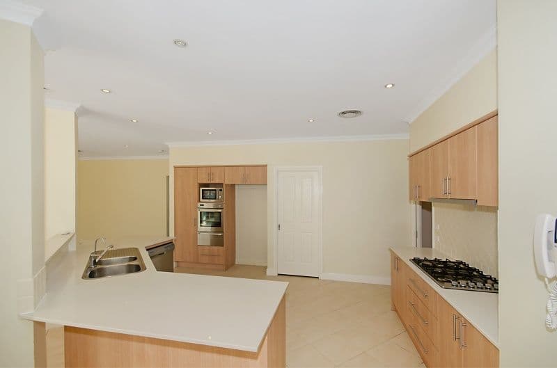 11 Eric Cooper Drive, CASTLE HILL NSW 2154, Castle Hill - Thumbnail 4