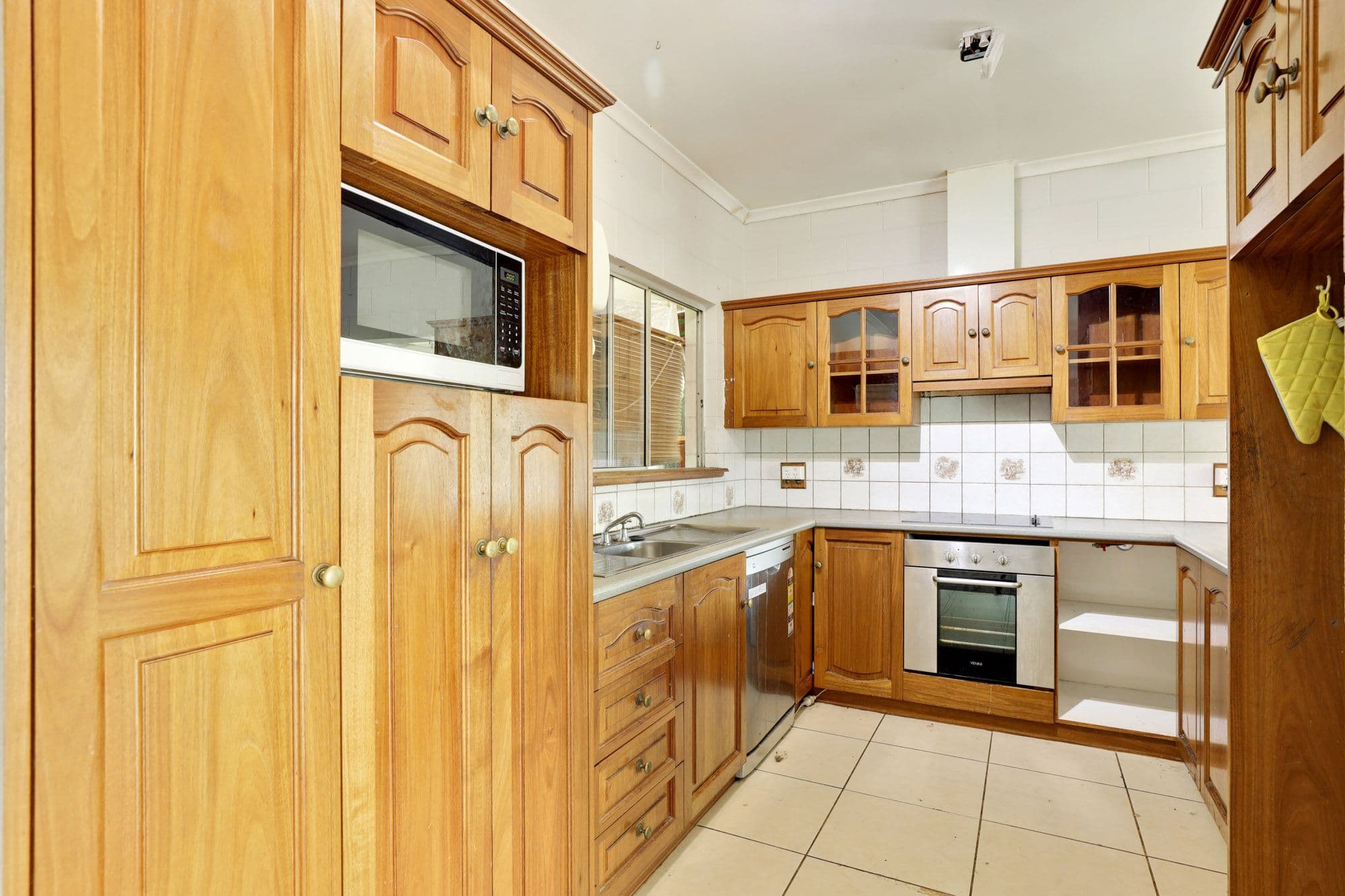 15 Sirius Street, Bentley Park QLD 4869, Bentley Park - Thumbnail 2