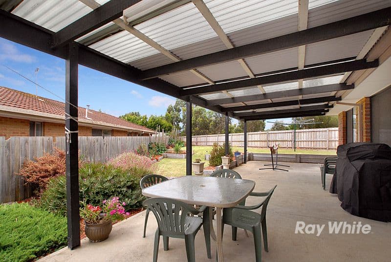 9 Jason Close, BERWICK VIC 3806, Berwick - Thumbnail 7