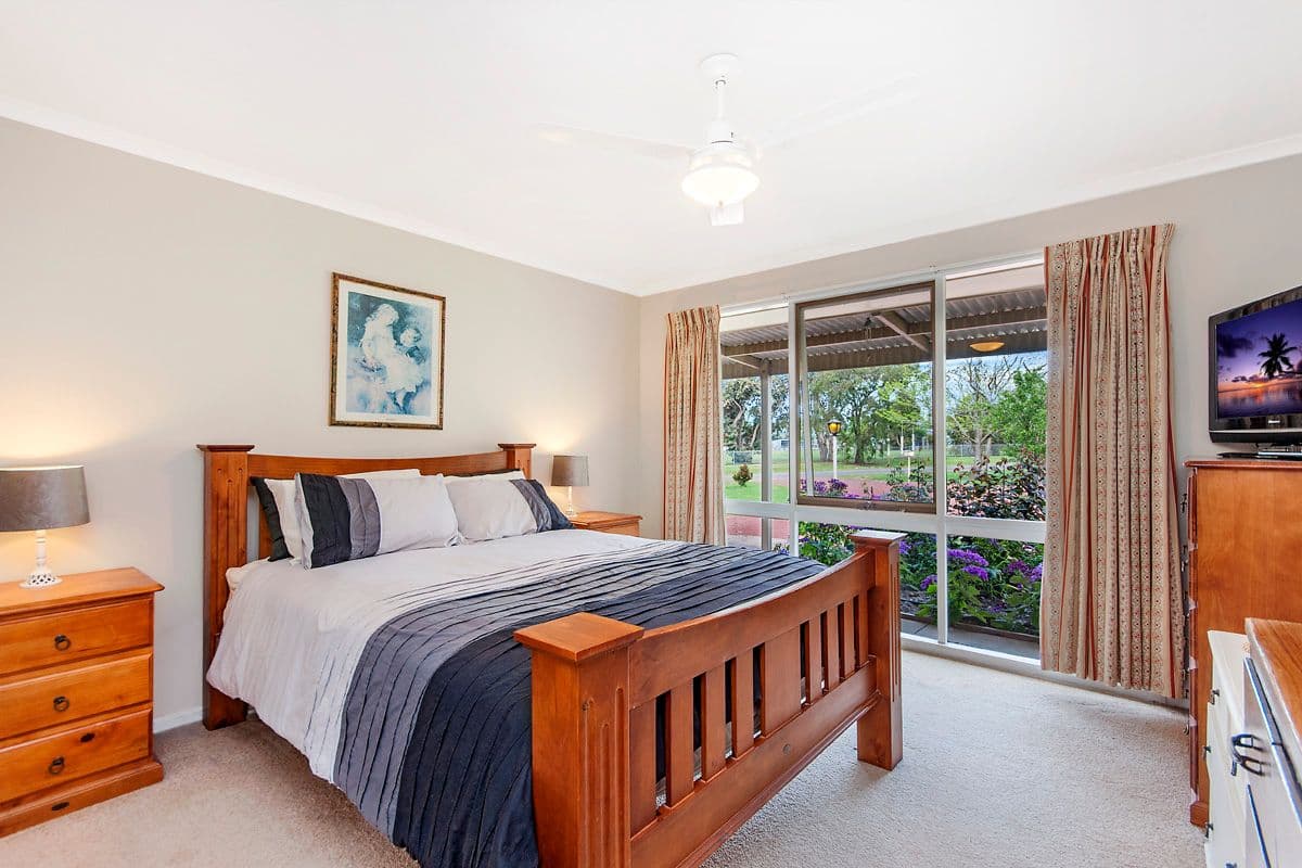 9 Eumeralla Street, Macarthur VIC 3286, Macarthur - Thumbnail 5