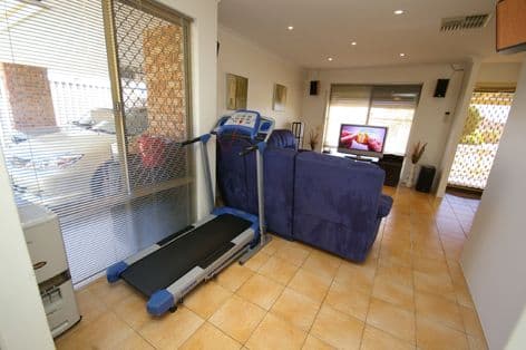 94 Highclere Boulevard, MARANGAROO WA 6064, Marangaroo - Thumbnail 6