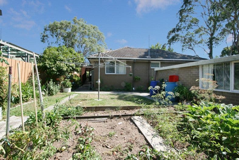 8 CARCOOLA Road, RINGWOOD EAST VIC 3135, Ringwood East - Thumbnail 7