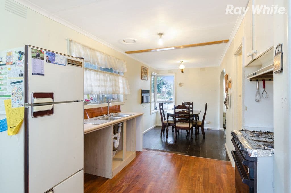 61 Bursaria Avenue, Ferntree Gully VIC 3156, Ferntree Gully - Thumbnail 3