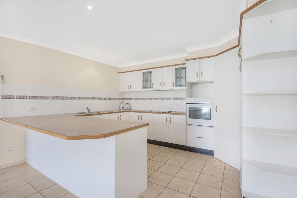 2 Riverlands Place, Banora Point - Thumbnail 3