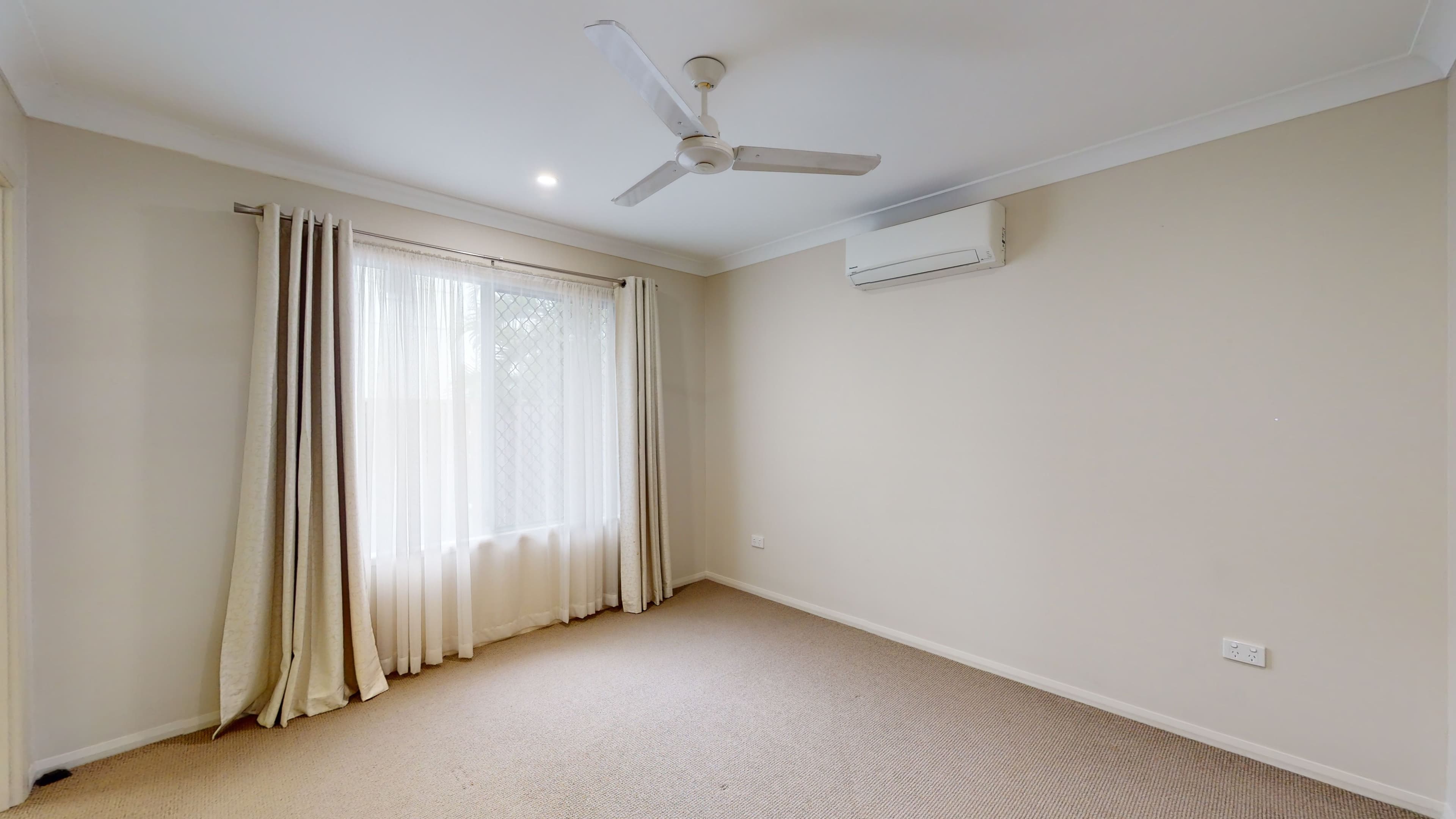 6 Grosvenor Street, Currajong QLD 4812, Currajong - Thumbnail 6