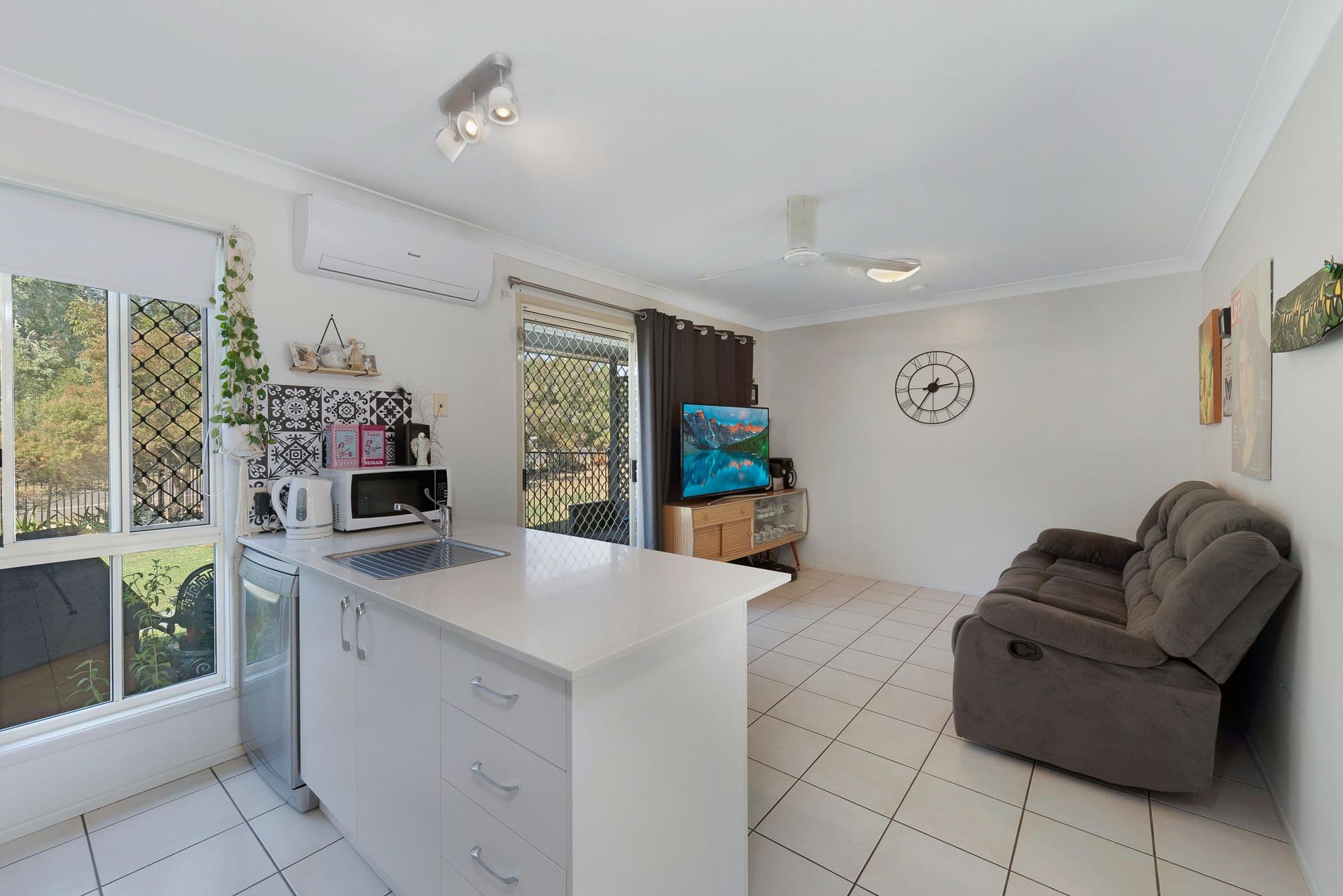 75 Sylvan Drive, Moore Park Beach QLD 4670, Moore Park Beach - Thumbnail 6