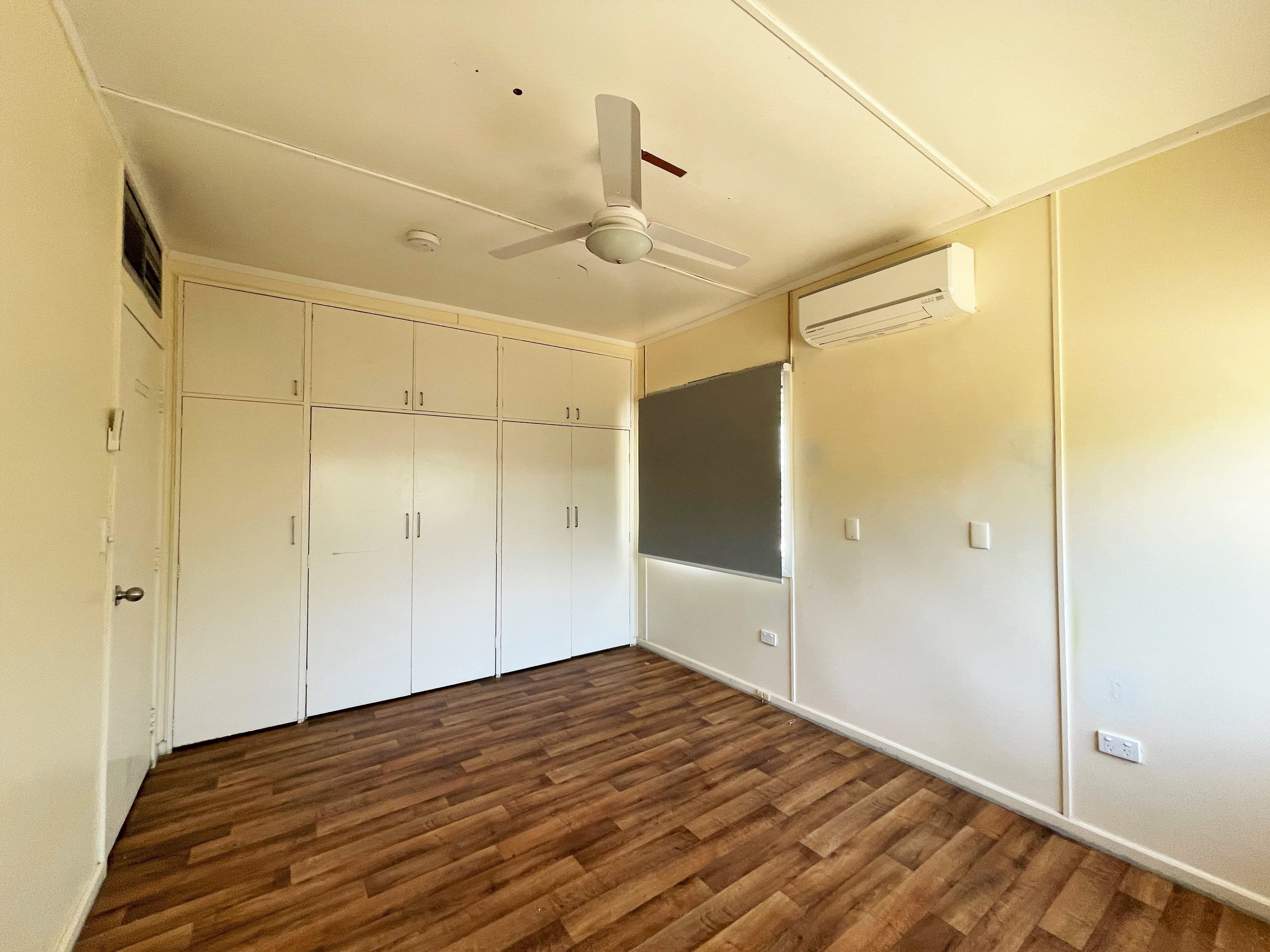 34 Booker Street, Aramac QLD 4726, Aramac - Thumbnail 5
