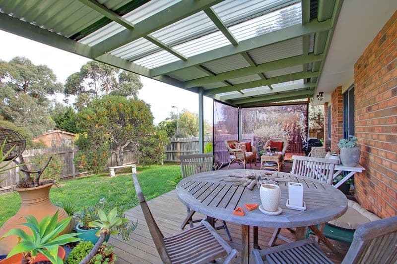 1  Boronia Court, MOUNT MARTHA VIC 3934, Mount Martha - Thumbnail 2