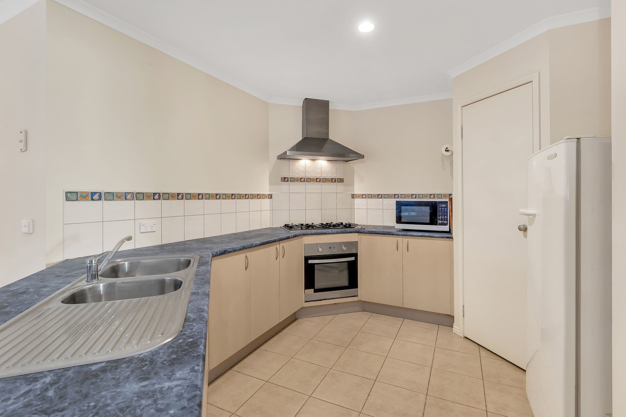 5 Hindmarsh Drive, Manor Lakes VIC 3024, Manor Lakes - Thumbnail 8