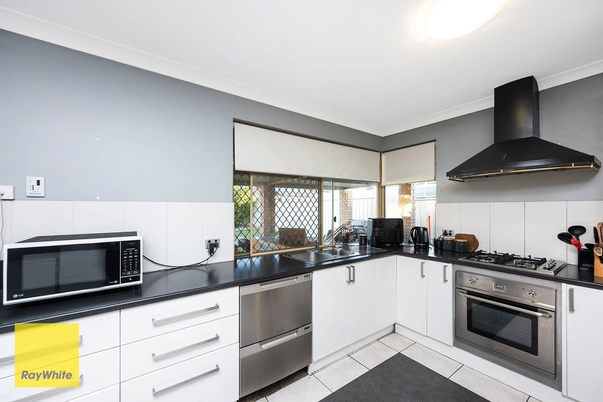 12 Kingfisher Loop, High Wycombe WA 6057, High Wycombe - Thumbnail 7