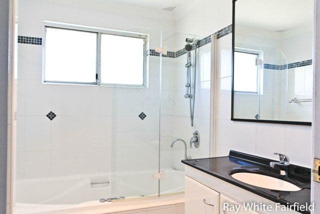 2 Darwin Close, WAKELEY NSW 2176, Wakeley - Thumbnail 5