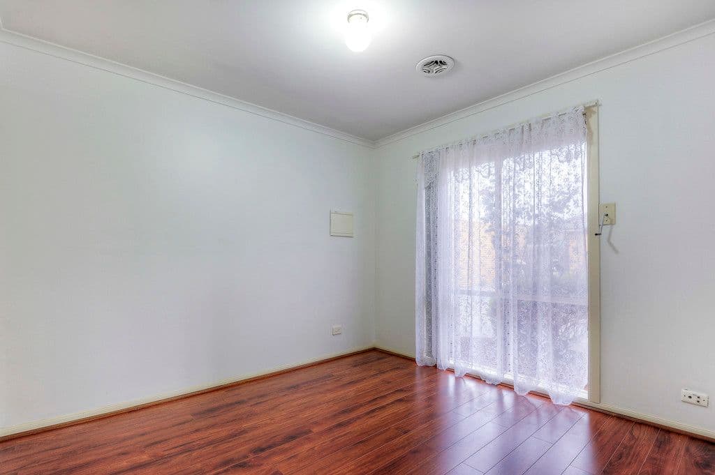 7 Elinda Place, Reservoir VIC 3073, Reservoir - Thumbnail 6
