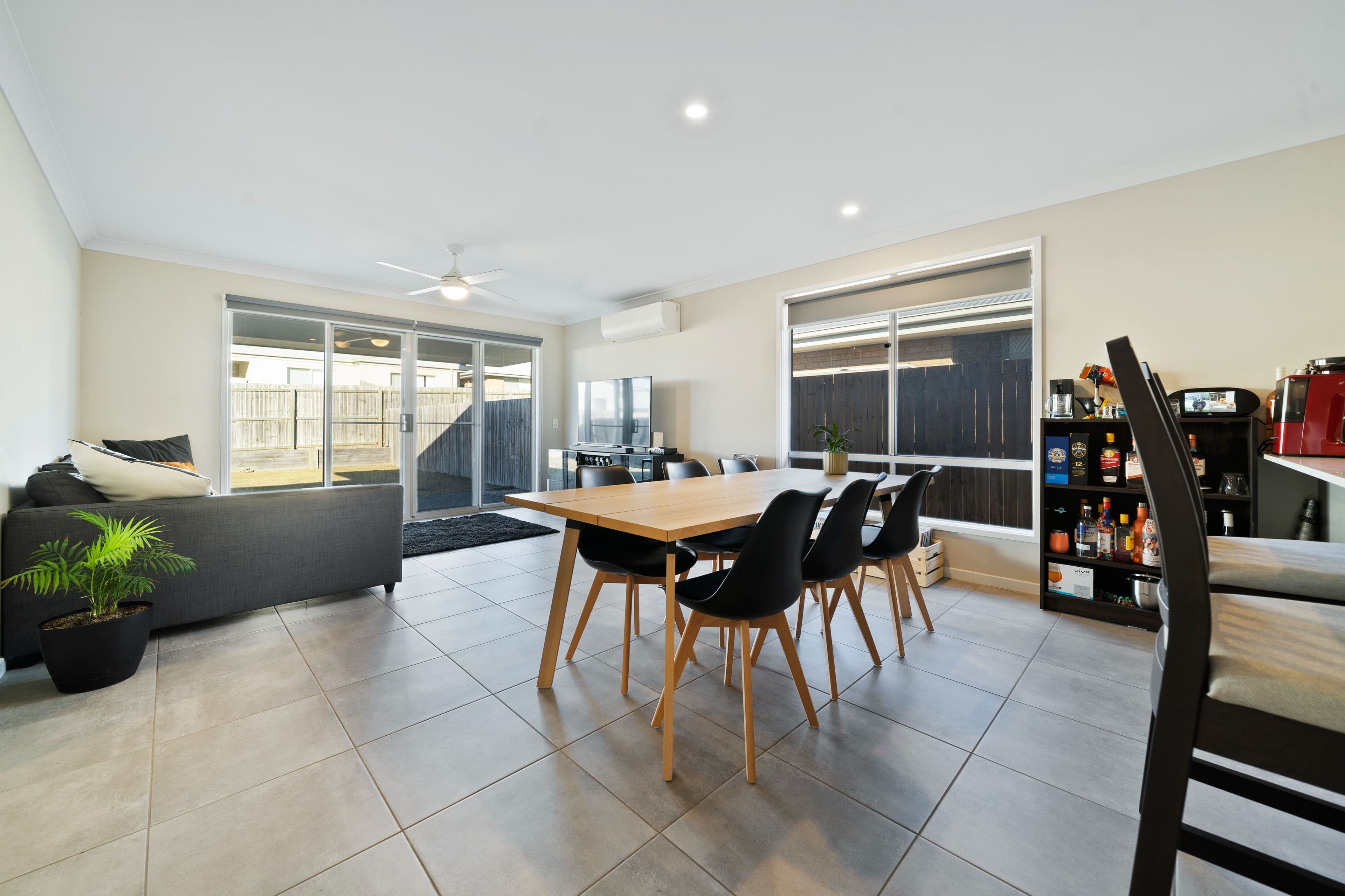 40 Chikameena Street, Logan Reserve QLD 4133, Logan Reserve - Thumbnail 3