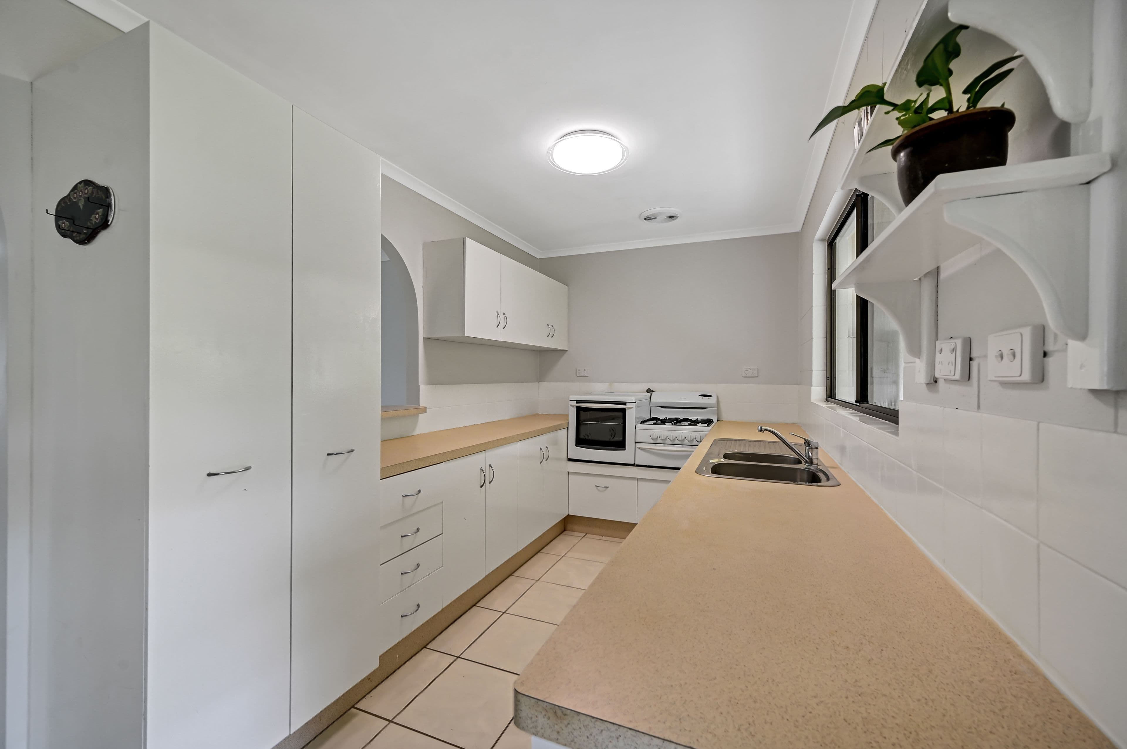 4 Trevina Court, Balgal Beach QLD 4816, Balgal Beach - Thumbnail 3