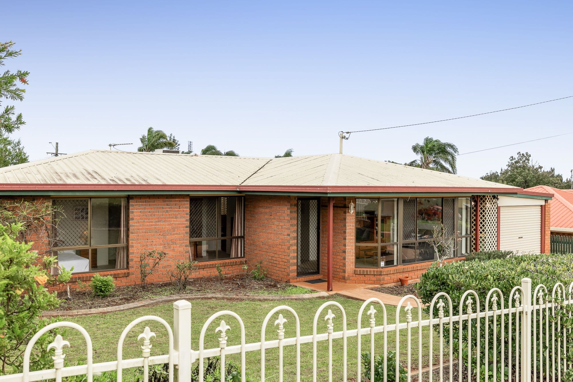 46 Poinciana Street, Newtown QLD 4350, Newtown - Thumbnail 2