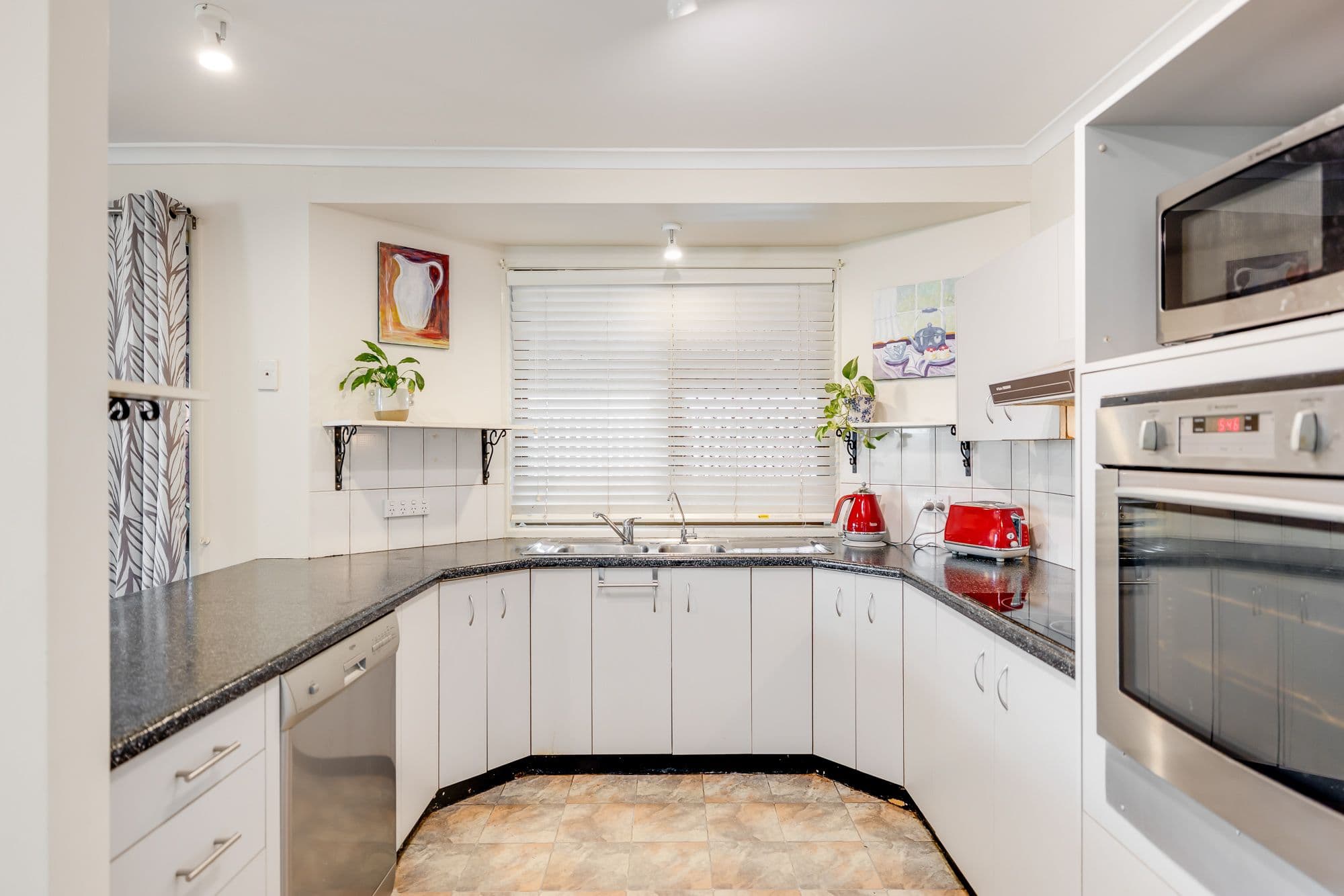46 Poinciana Street, Newtown QLD 4350, Newtown - Thumbnail 4