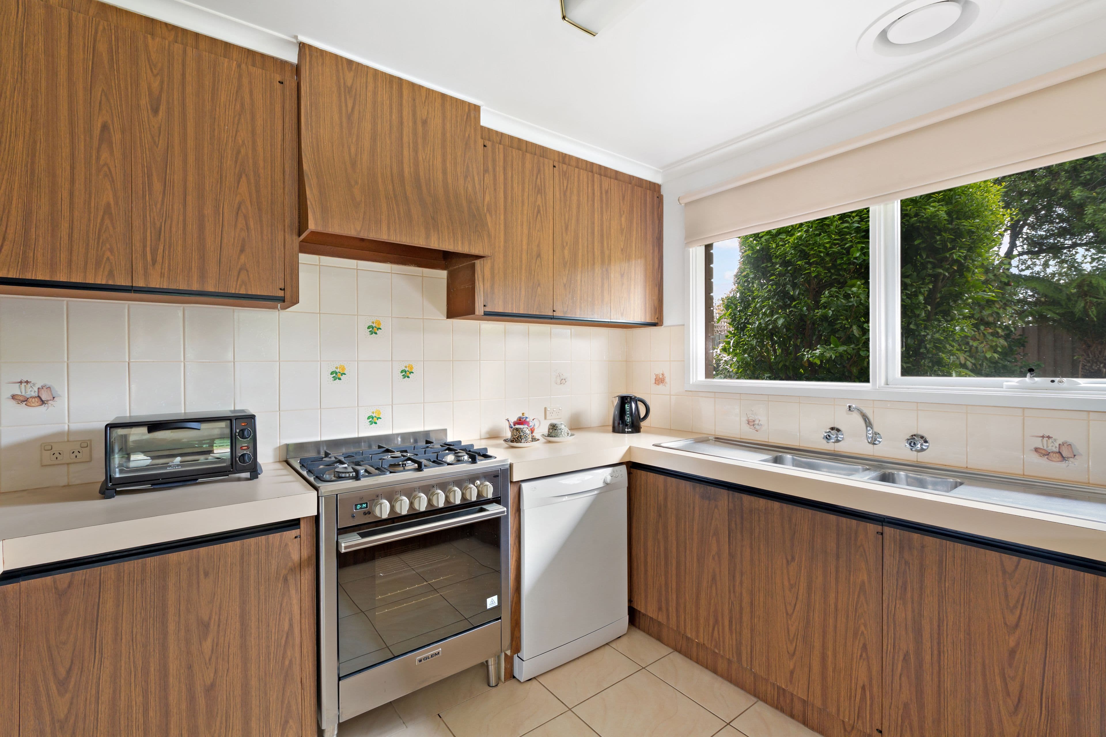 102 Grimwade Crescent, Frankston VIC 3199, Frankston - Thumbnail 4