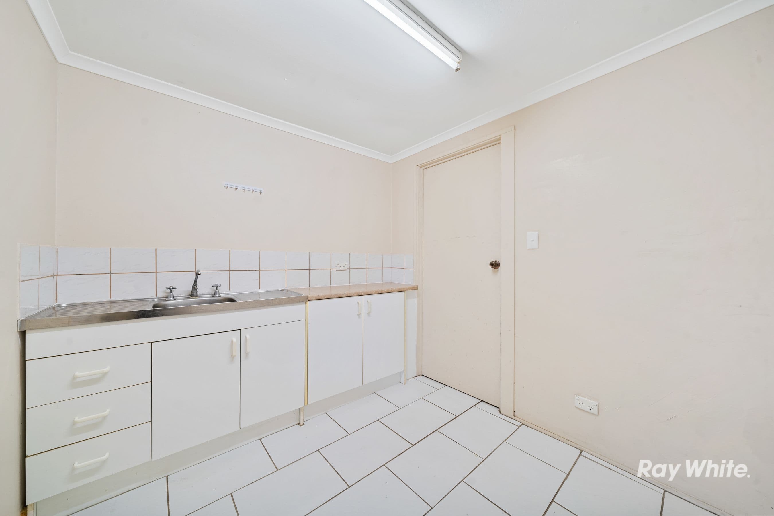 14 Elaroo Street, Marsden QLD 4132, Marsden - Thumbnail 3