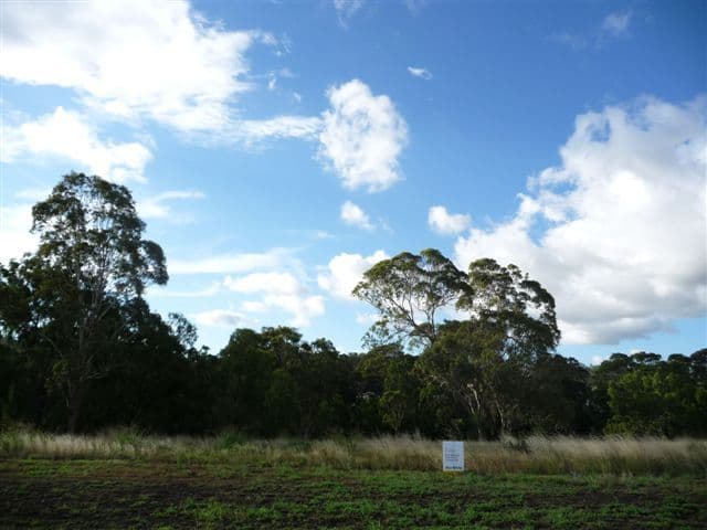 Lot 8 Heritage Court, GLENVALE QLD 4350, Glenvale - Thumbnail 2