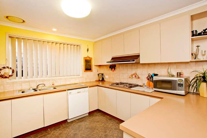 21 Henderson Drive, LARA VIC 3212, Lara - Thumbnail 4