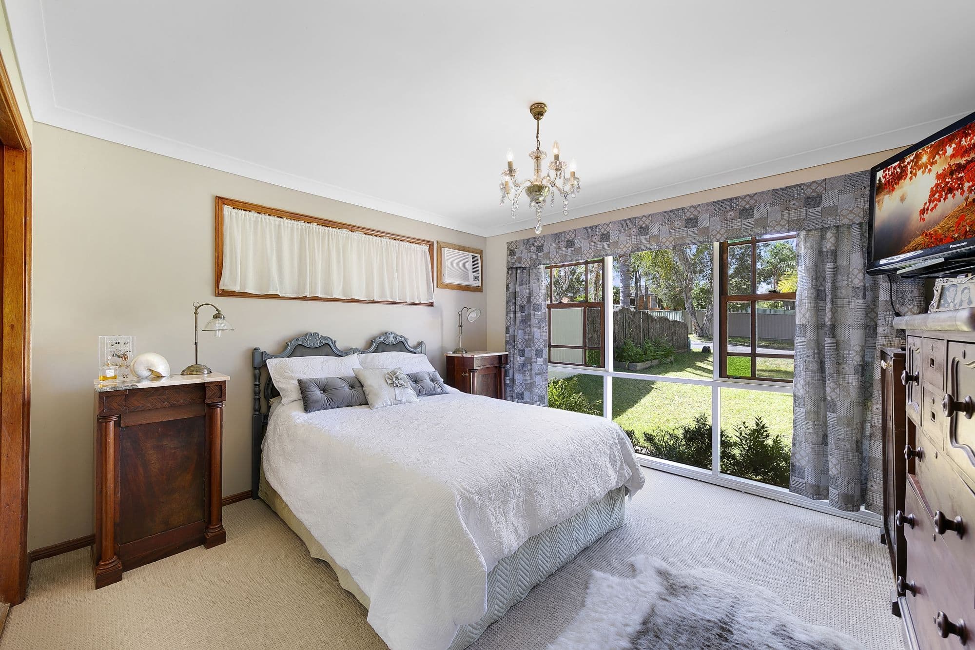 17 Lancaster Parade, Bateau Bay - Thumbnail 5