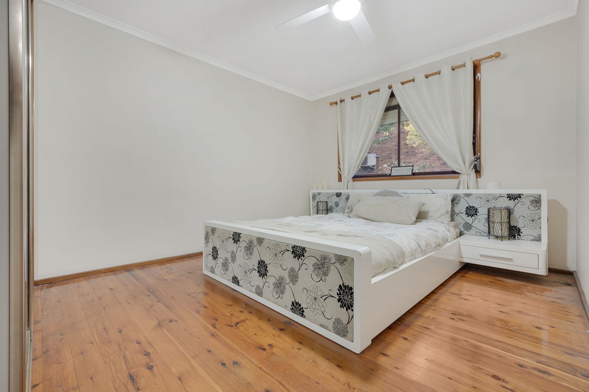 69 Elouera Crescent, Woodbine - Thumbnail 5