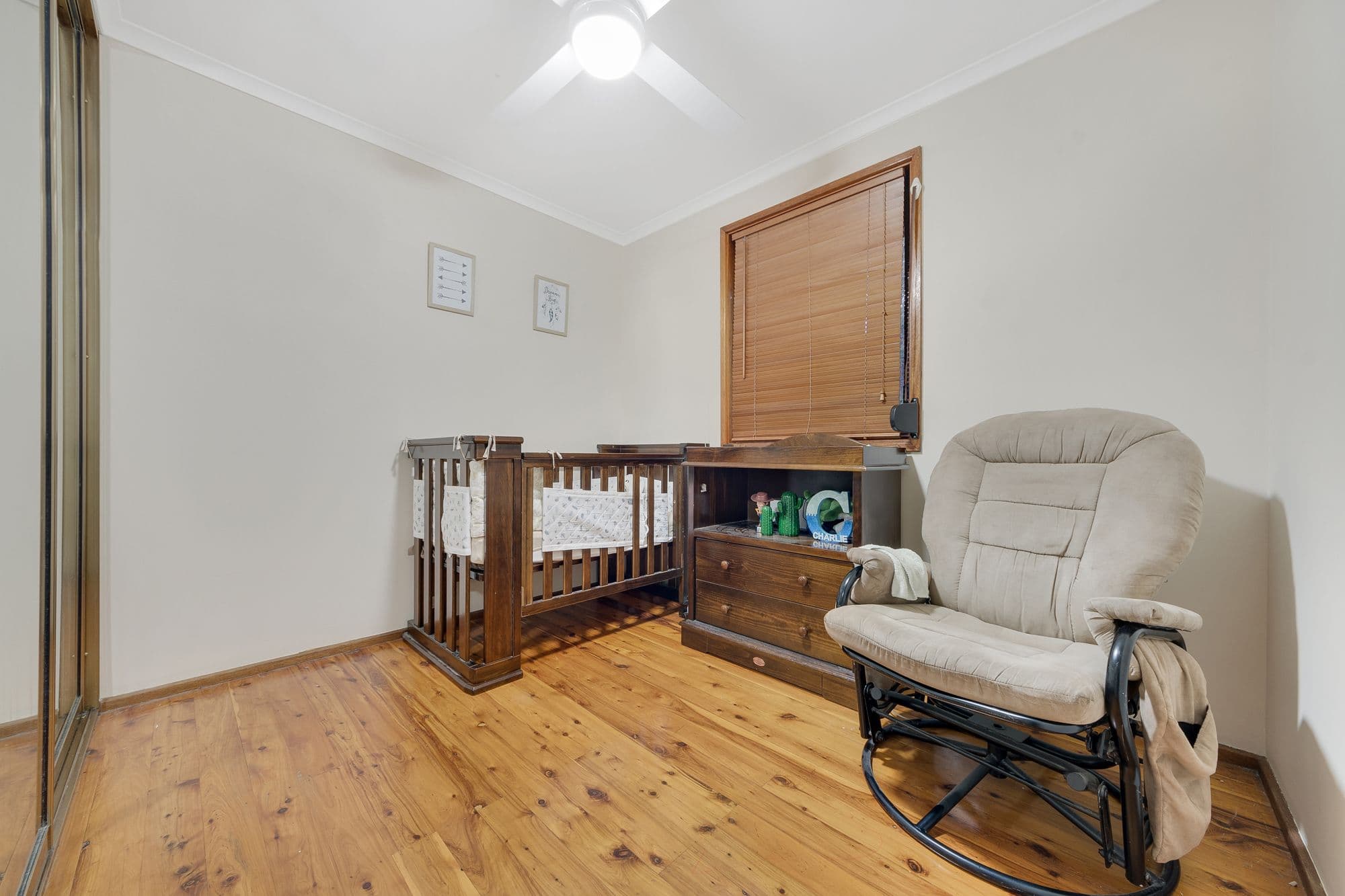 69 Elouera Crescent, Woodbine - Thumbnail 7