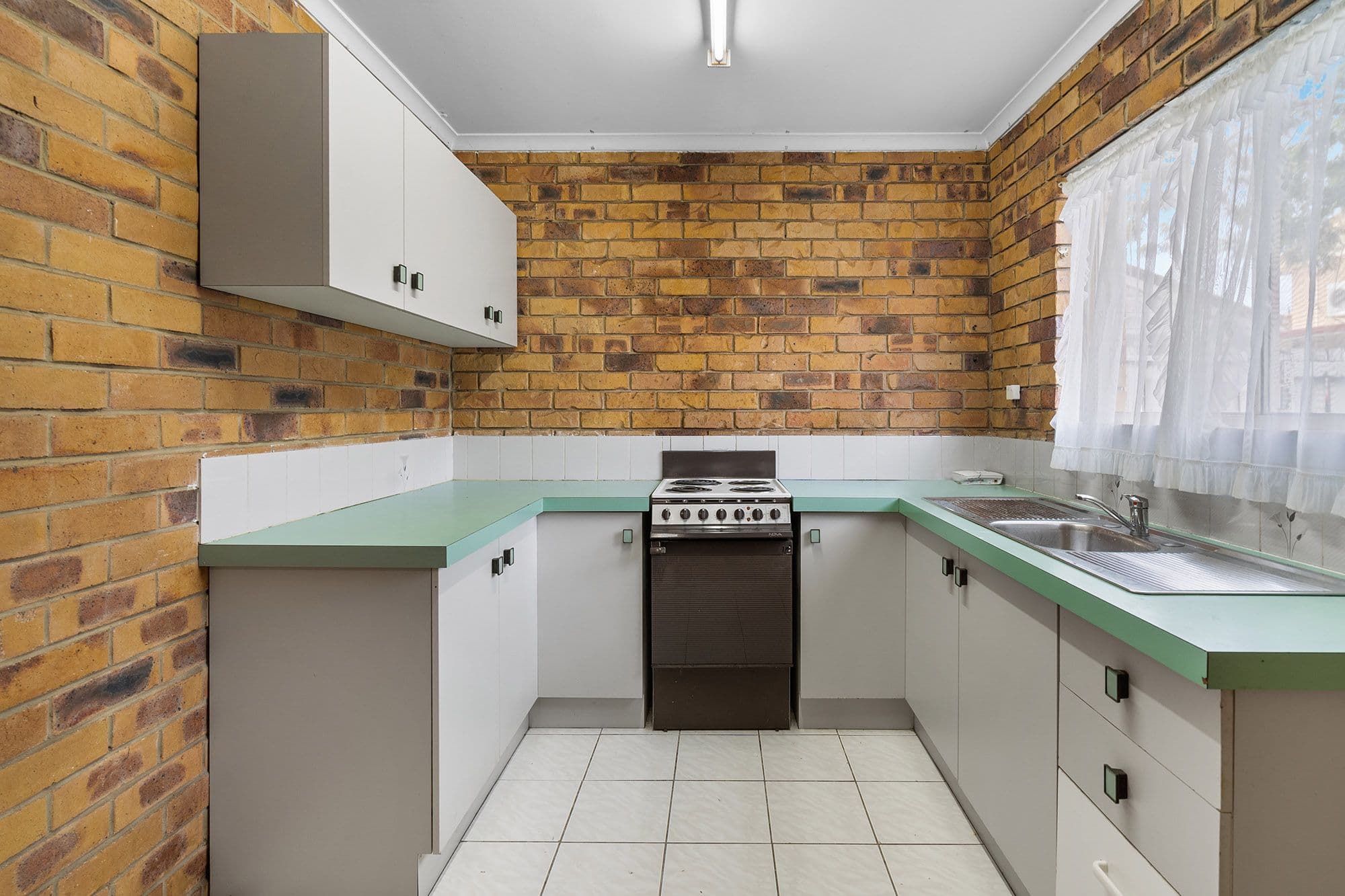 38 Pintu Drive, Tanah Merah QLD 4128, Tanah Merah - Thumbnail 7