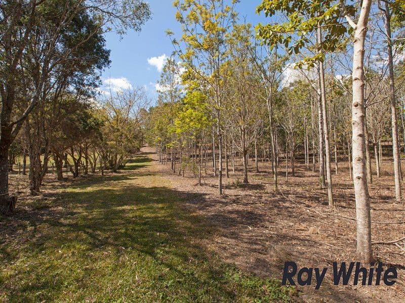 27 Westbourne Drive, WIGHTS MOUNTAIN QLD 4520, Wights Mountain - Thumbnail 3