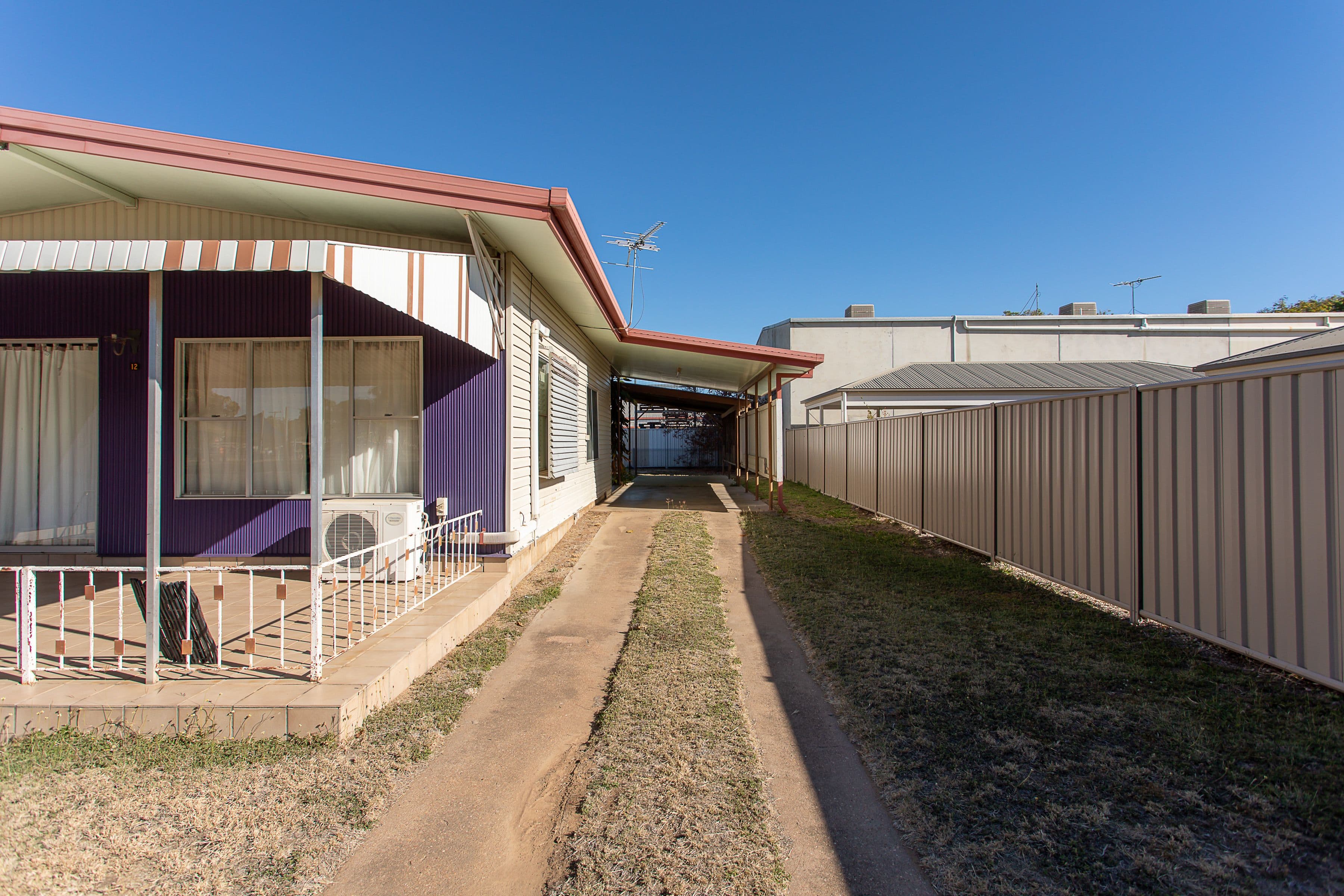12 Yamala Street, Emerald QLD 4720, Emerald - Thumbnail 3
