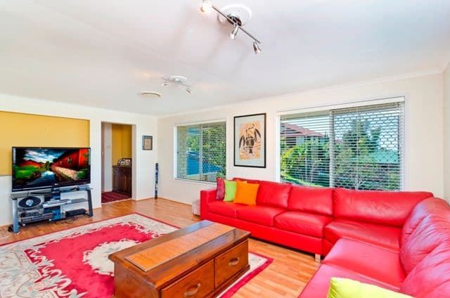 32 Pago Terrace, PACIFIC PINES QLD 4211, Pacific Pines - Thumbnail 3