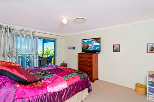 32 Pago Terrace, PACIFIC PINES QLD 4211, Pacific Pines - Thumbnail 8