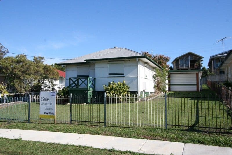 6 Kitchener Street, WYNNUM QLD 4178, Wynnum - Image 1