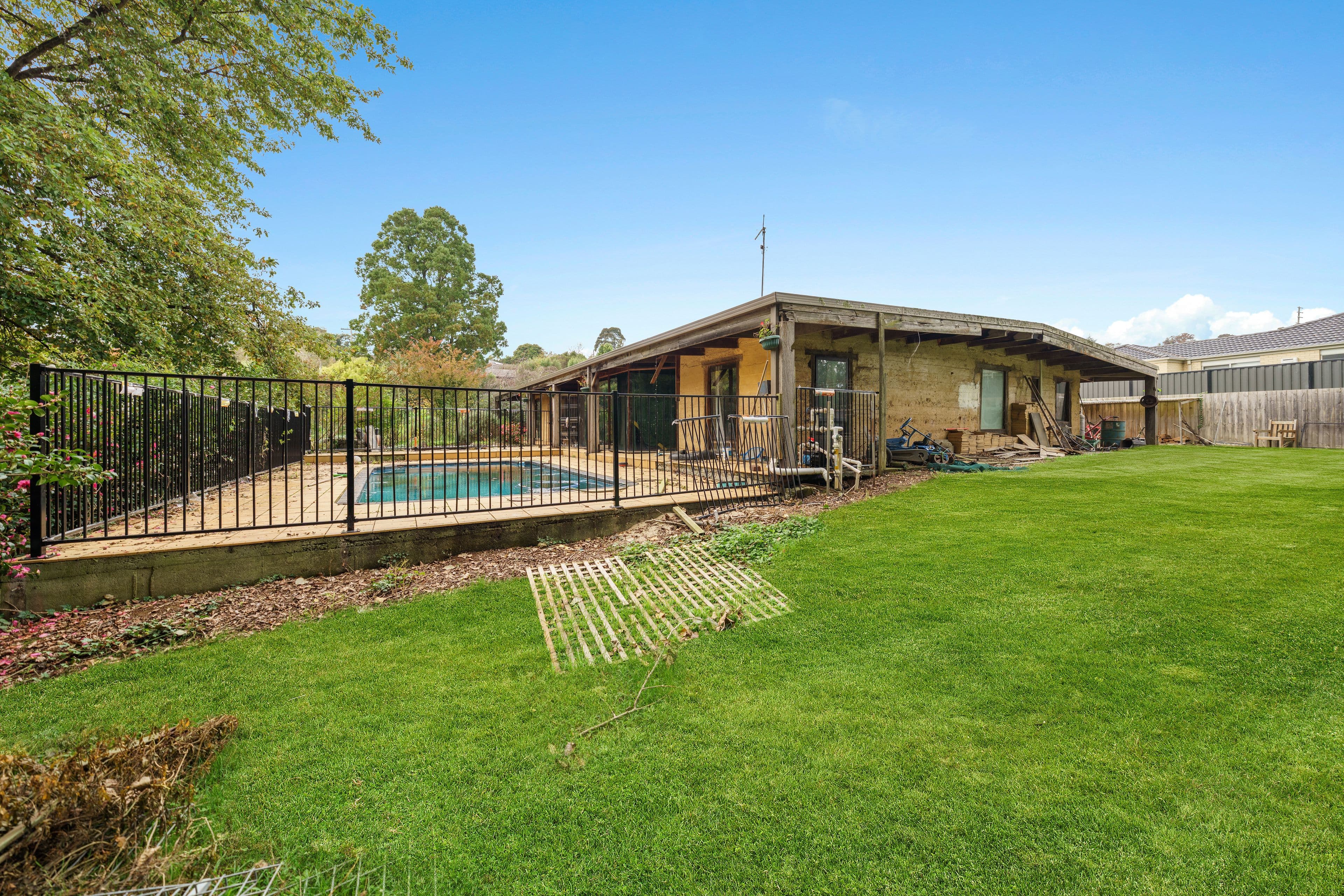 9 Charles Street, Warragul VIC 3820, Warragul - Thumbnail 5