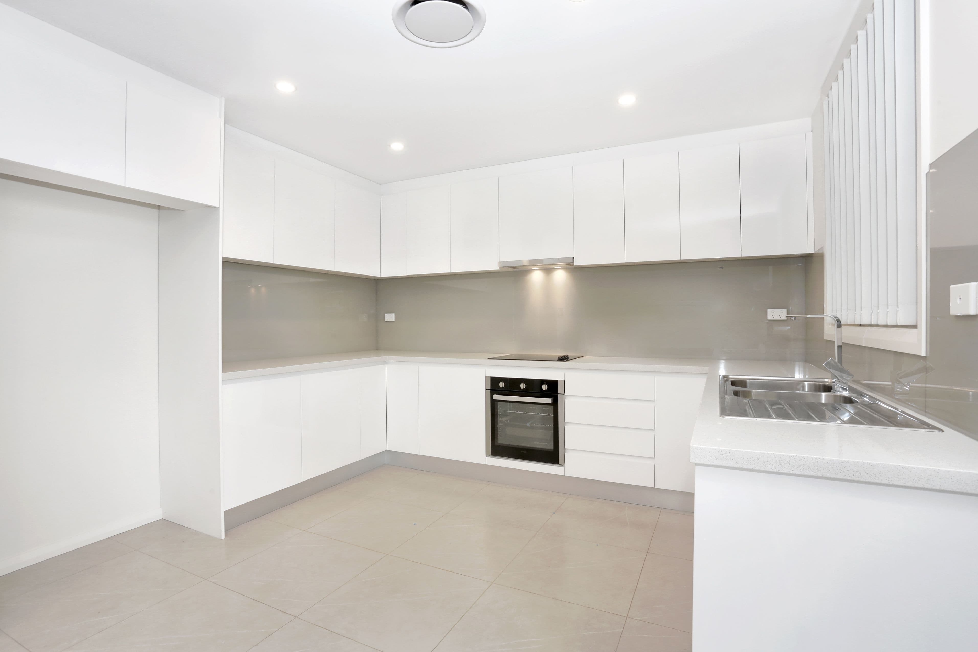 1 Barton Street, Smithfield - Thumbnail 2