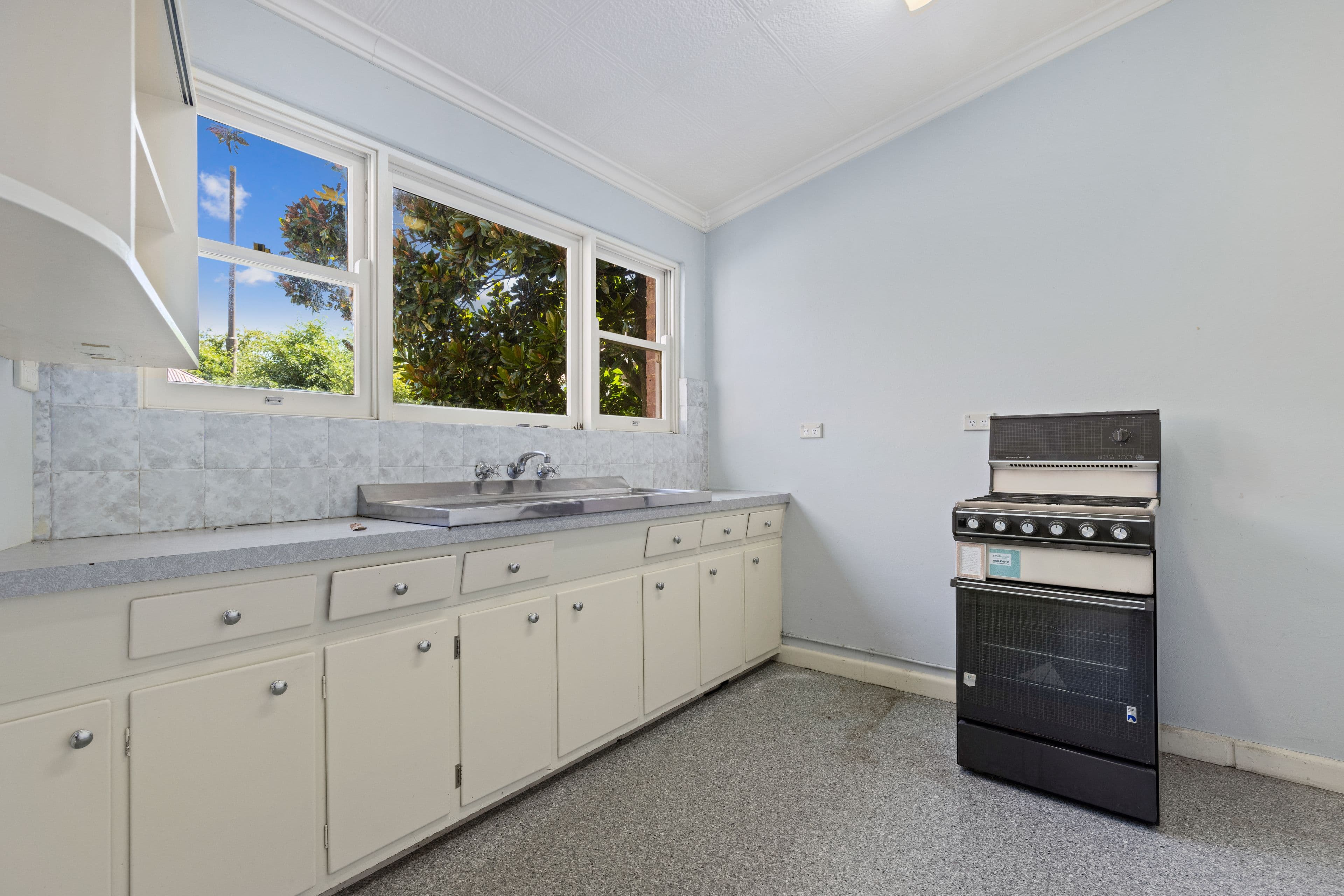 92 Bradley Street, Goulburn NSW 2580, Goulburn - Thumbnail 4