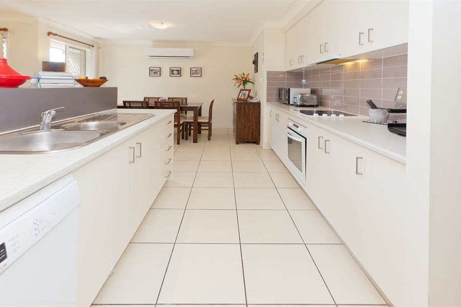 13 Orchard Crescent, SPRINGFIELD LAKES QLD 4300, Springfield Lakes - Thumbnail 5