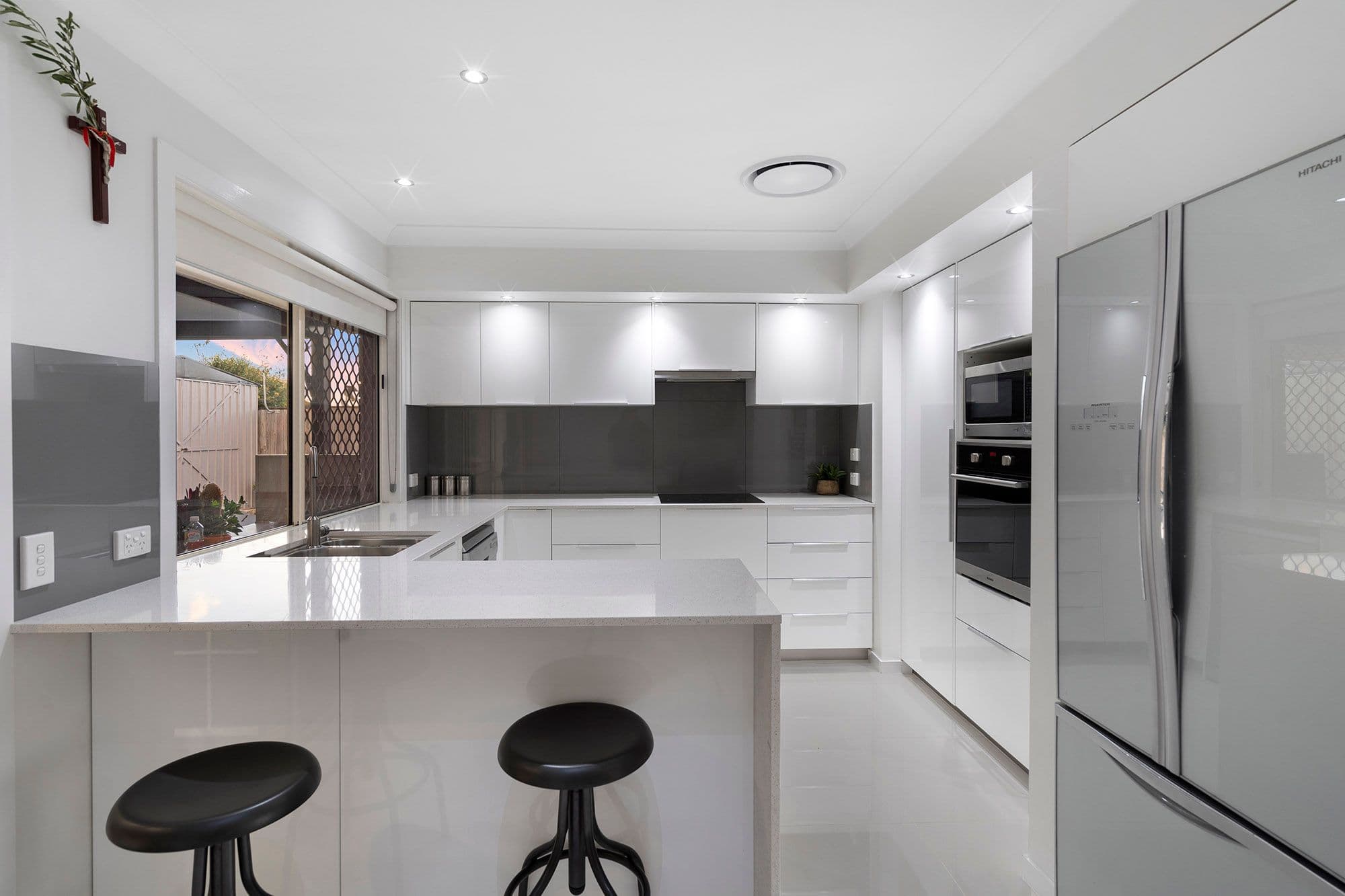 5 Lewis Place, Calamvale QLD 4116, Calamvale - Thumbnail 4