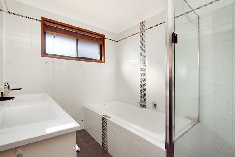 27 Clayton Crescent, RUTHERFORD NSW 2320, Rutherford - Thumbnail 5
