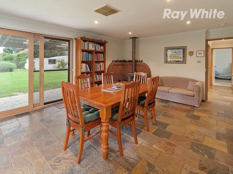 42 Russell Street, HOWLONG NSW 2643, Howlong - Thumbnail 7
