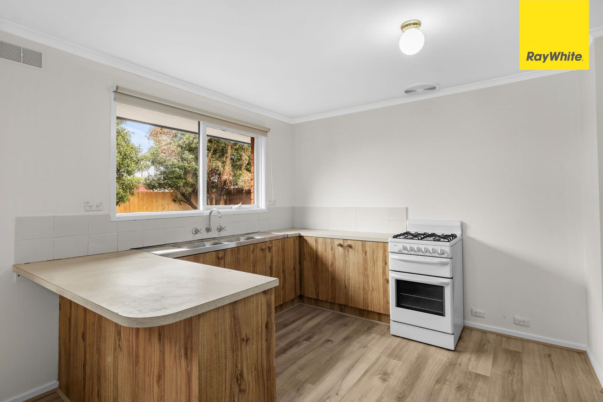 21 Raleighs Road, Melton VIC 3337, Melton - Thumbnail 6
